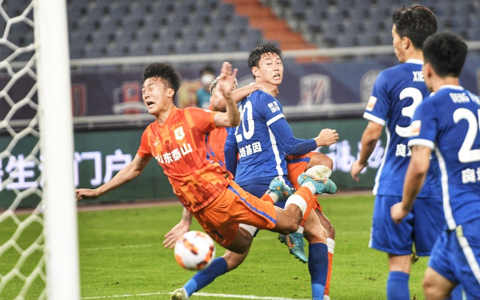 足球传控体系的核心逻辑