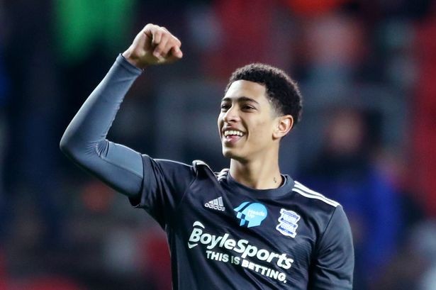 梦幻联动？GTA新作发售年曼联都夺得了联赛冠军（巧合定律？每逢GTA新作上市，曼联就拿联赛冠军）