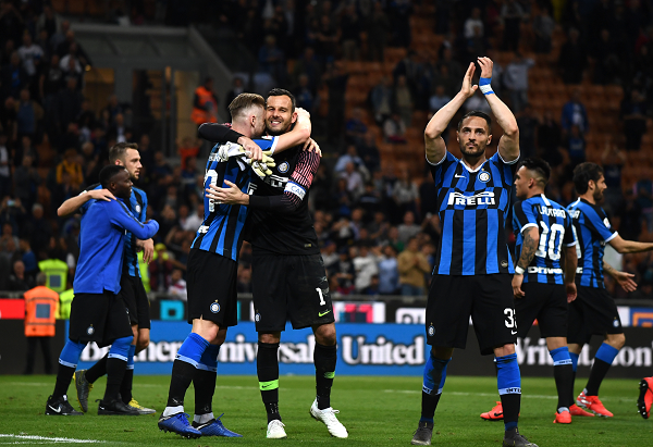 都体：森林和维拉有意卡斯特罗，博洛尼亚可能要价4000-5000万（都体：维拉与森林有意卡斯特罗，博洛尼亚或索价4000万至5000万）