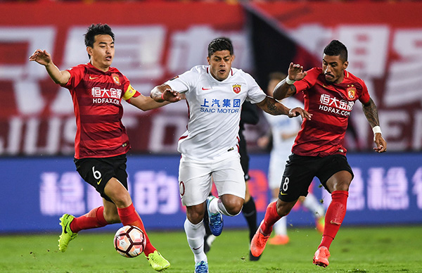 啥情况？篮网首节命中率&三分命中率皆超过60%，仍落后雄鹿3分（离谱！篮网首节投篮与三分命中率双超60%，仍以3分落后雄鹿）