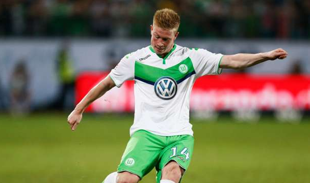 他就是球队的心脏（他是这支球队的灵魂）