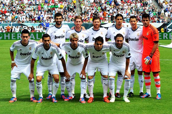 凯尔：我和施洛特贝克没矛盾；他的续约？在经济上我们尽全力（凯尔：与施洛特贝克无矛盾；续约事宜我们在财务上已尽全力）