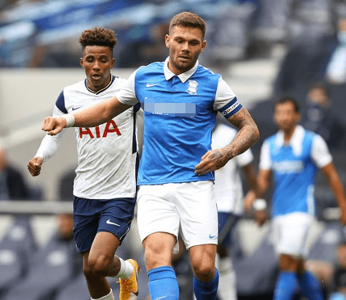 巴黎圣日耳曼内马尔助攻姆巴佩得分（内马尔助攻姆巴佩破门，巴黎圣日耳曼建功）