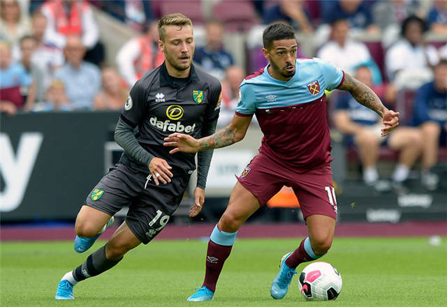 马卡：费兰曾与莫拉塔沟通穿西班牙7号球衣，后者表示支持（马卡：费兰就身披西班牙7号球衣与莫拉塔沟通，获对方支持）