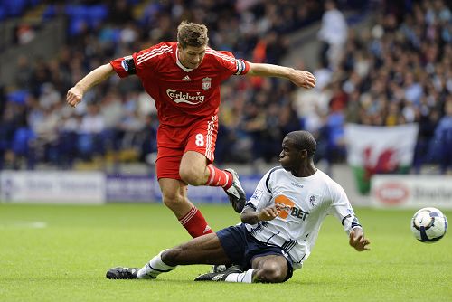 半场战报：葡萄牙体育2-0布鲁日，路易斯-苏亚雷斯传射