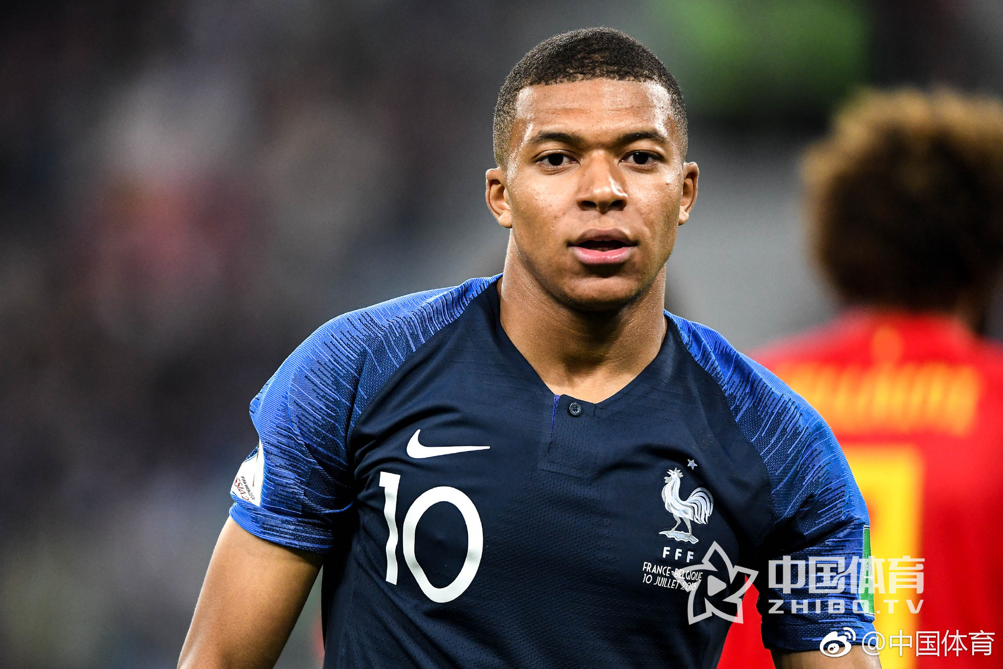 多纳鲁马身价上涨500万至4500万欧，领跑世界门将身价榜（多纳鲁马身价增500万至4500万欧，领跑全球门将身价榜）