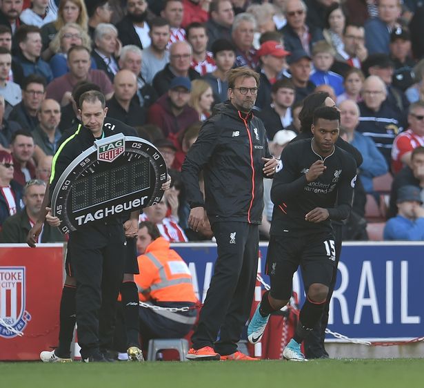 邓亚萍一语捅破国乒人才窘境！老将苦撑，新星乏力，国乒男队真要变天？（邓亚萍直指国乒人才断层：老将苦撑、新星不给力，男队要变天？）