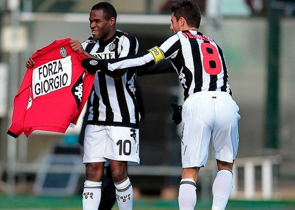 聚焦残特奥会：运动员在比赛 教练同样在“紧张” 还准备了专属道具“紫气东来”（残特奥会现场：运动员鏖战，教练同频“紧张”，“紫气东来”专属道具亮相）