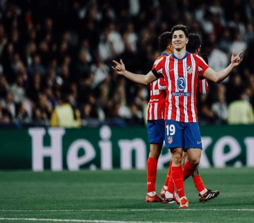 美职联列梅西和穆勒交手记录：梅西3胜7负，非友谊赛仅1胜（美职联盘点梅西与穆勒对决：梅西3胜7负，正式比赛仅1胜）